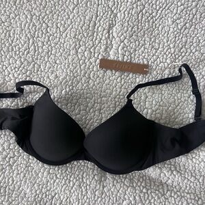 SKIMS Black Women's Bra